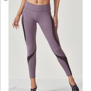 Fabletics Kelly Legging.  Linda jogger.  Bundle